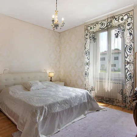 Luxury Oleandra Villa