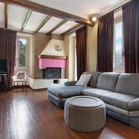 Oleandra - וילה Dizzasco